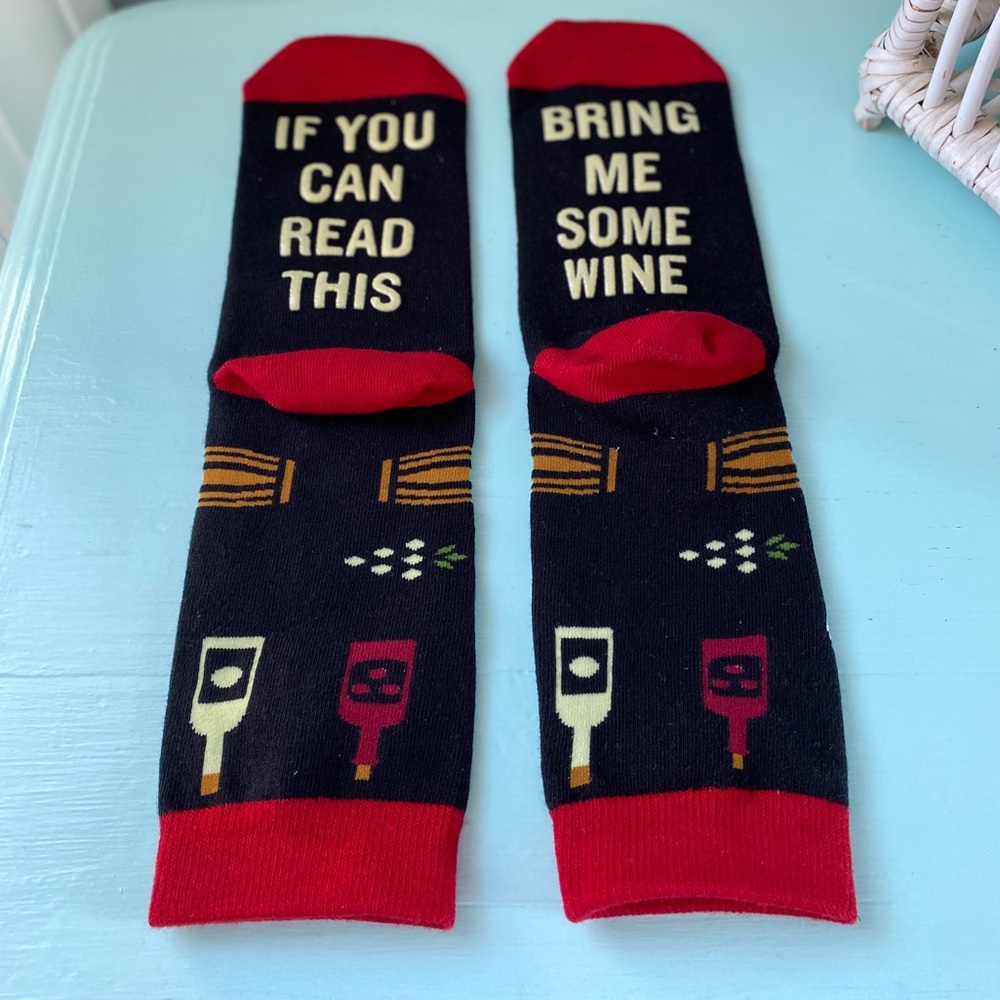 NWOT Fun Pair of 🧦 Socks